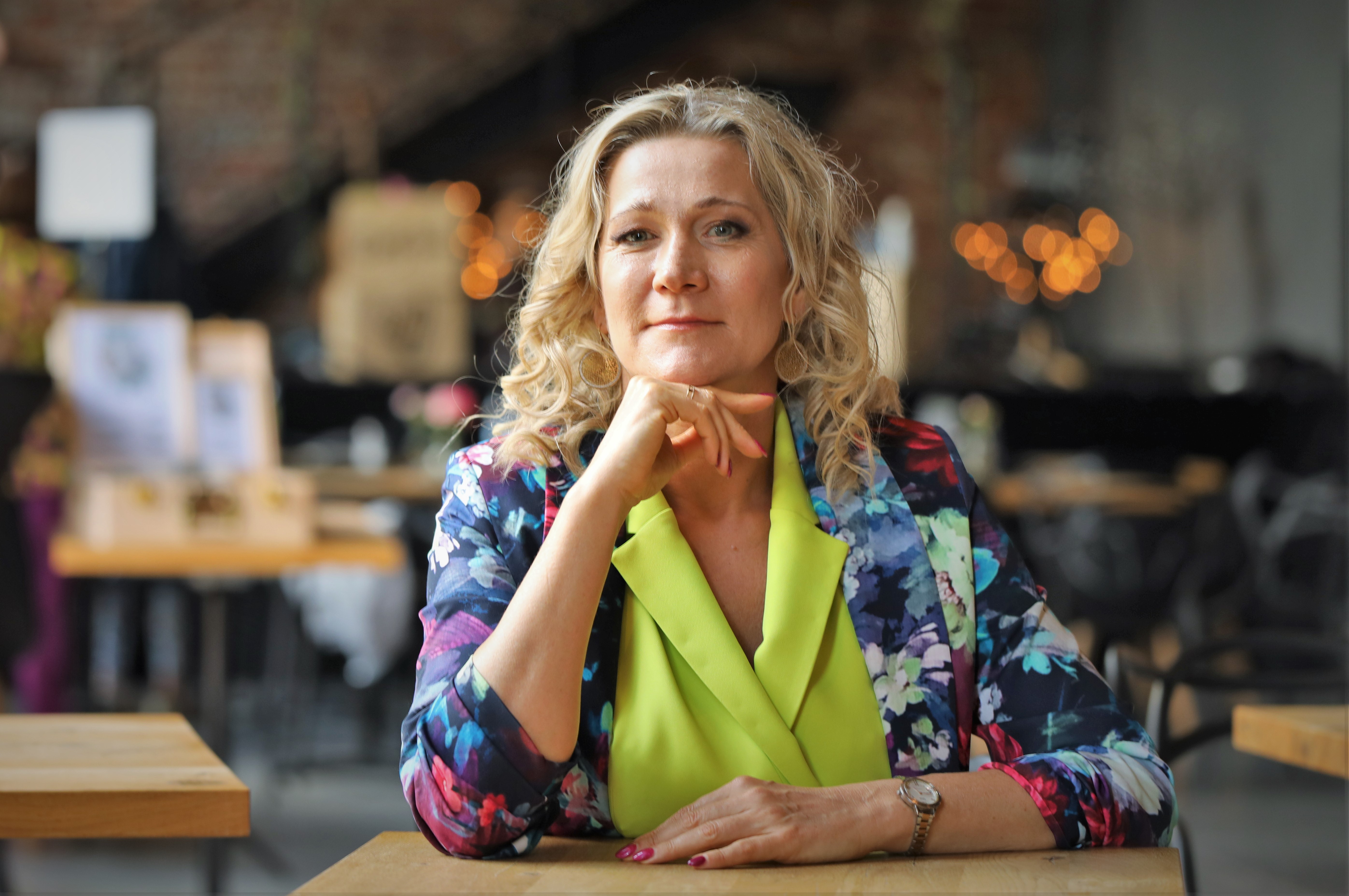 Błędy w zdjęciach wizerunkowych — jak ich uniknąć