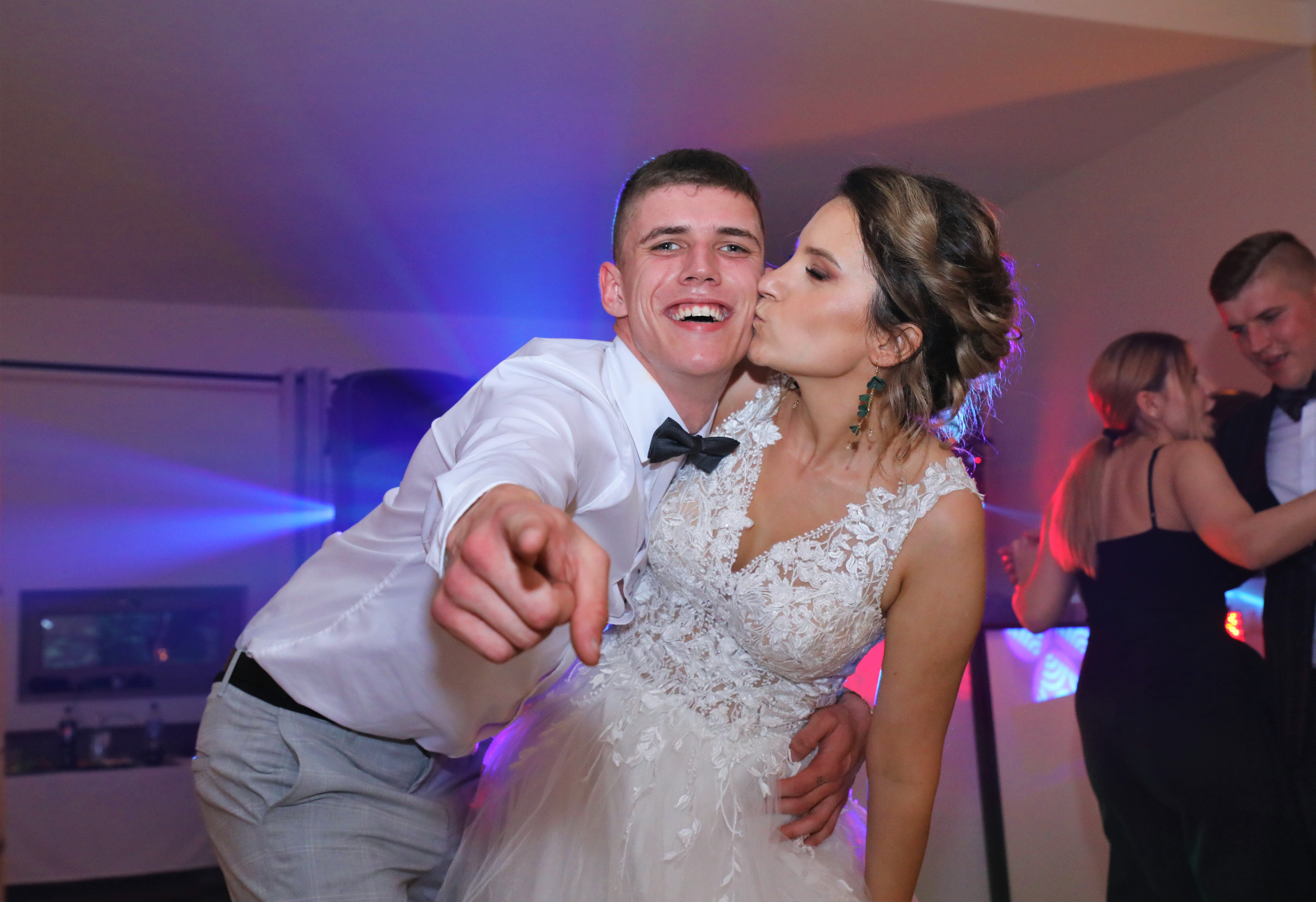 Błędy przy wyborze fotografa ślubnego — jak uniknąć rozczarowania